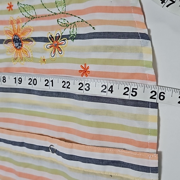 Alfred Dunner Women's Size 14 Snap Up 3/4 Sleeves With Embroidery Blouse #W-587 - Picture 11 of 12